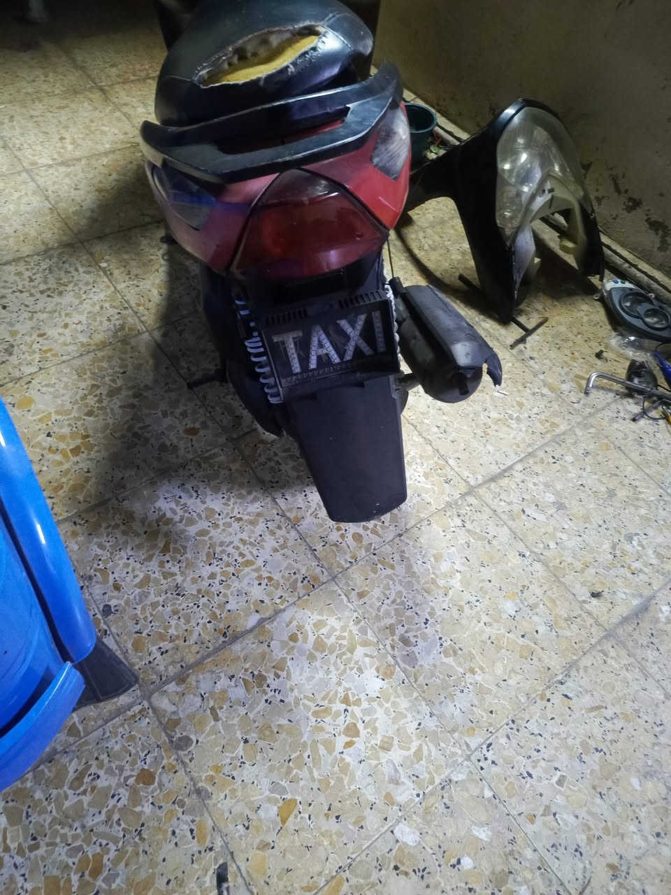 ماكس ثعلب شغاله نقص بس كلج امامي تعبان  سلف هندر كهربائيات بريك امامي خلفي  شغال تايرات نضاف ٣٥٠ المكان مدينه الشعله


**إذا كنت صاحب هذا الإعلان وتريد حذفه لأي سبب، رجاءا أرسل رسالة إلى الدعم الفني**