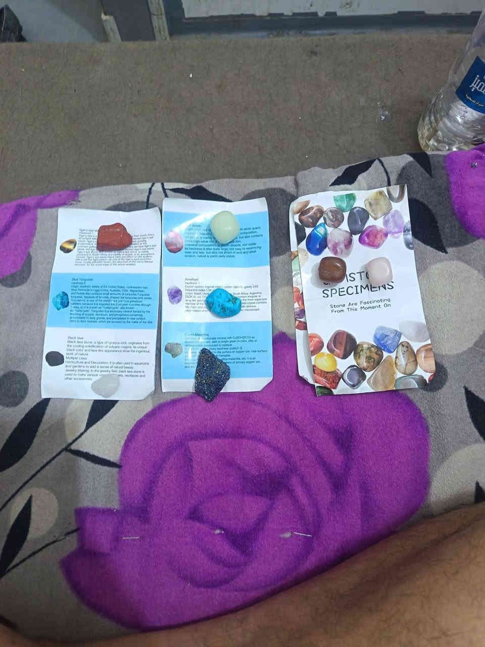 السلام عليكم اخوان عندي هيج طلعت احجار وياها كتاب اللي يفيدنا يخلي لنا سعره بالعافيه
بي واتساب ***********توصيل موجود
