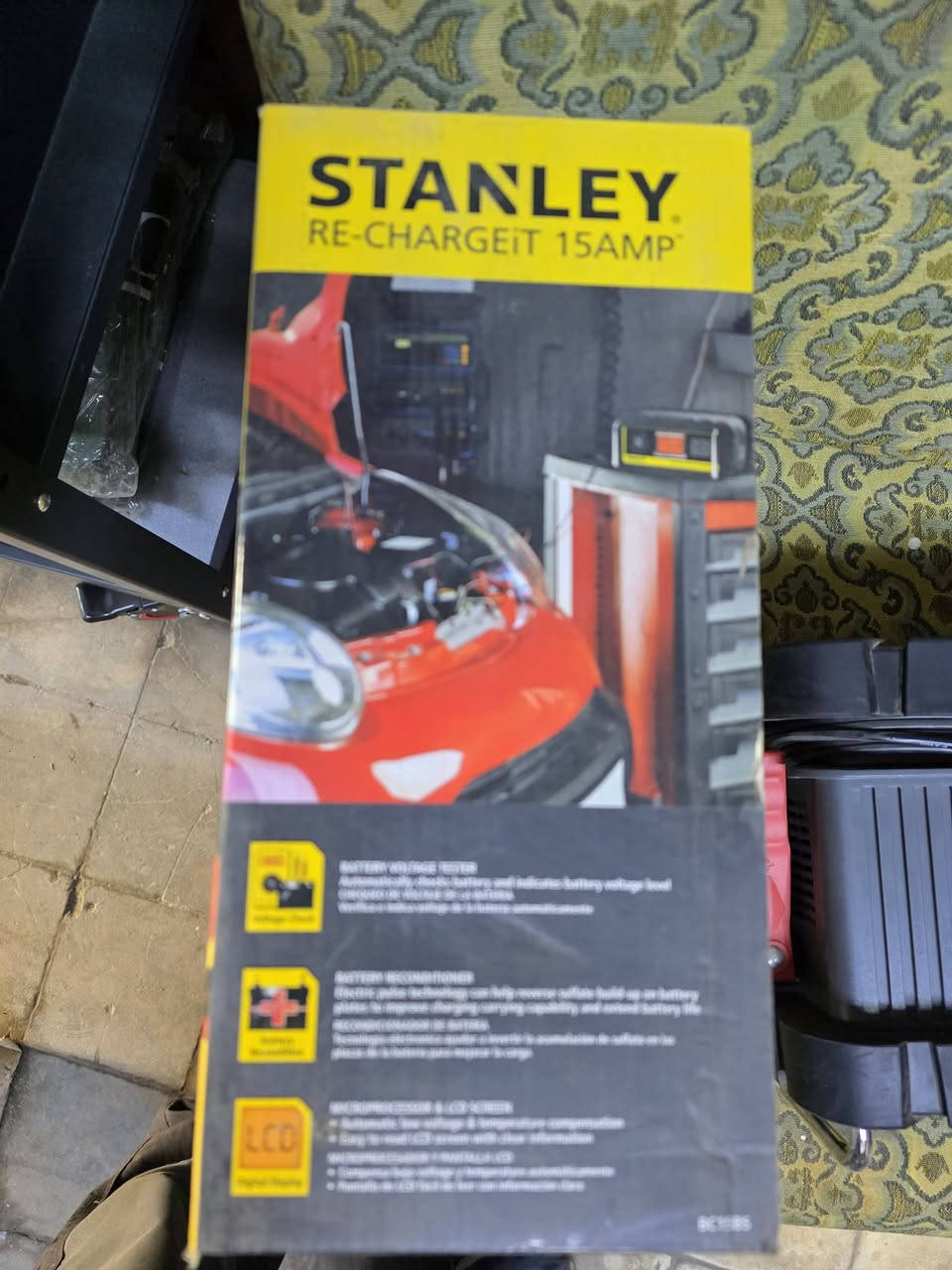 شاحنه ستالي قياس فولت وامبيريه ومشغله واعاده تنشيط البطاريه ١١٠ فولت مع محولتها السعر ١٠٠ الف 
تــ***********
