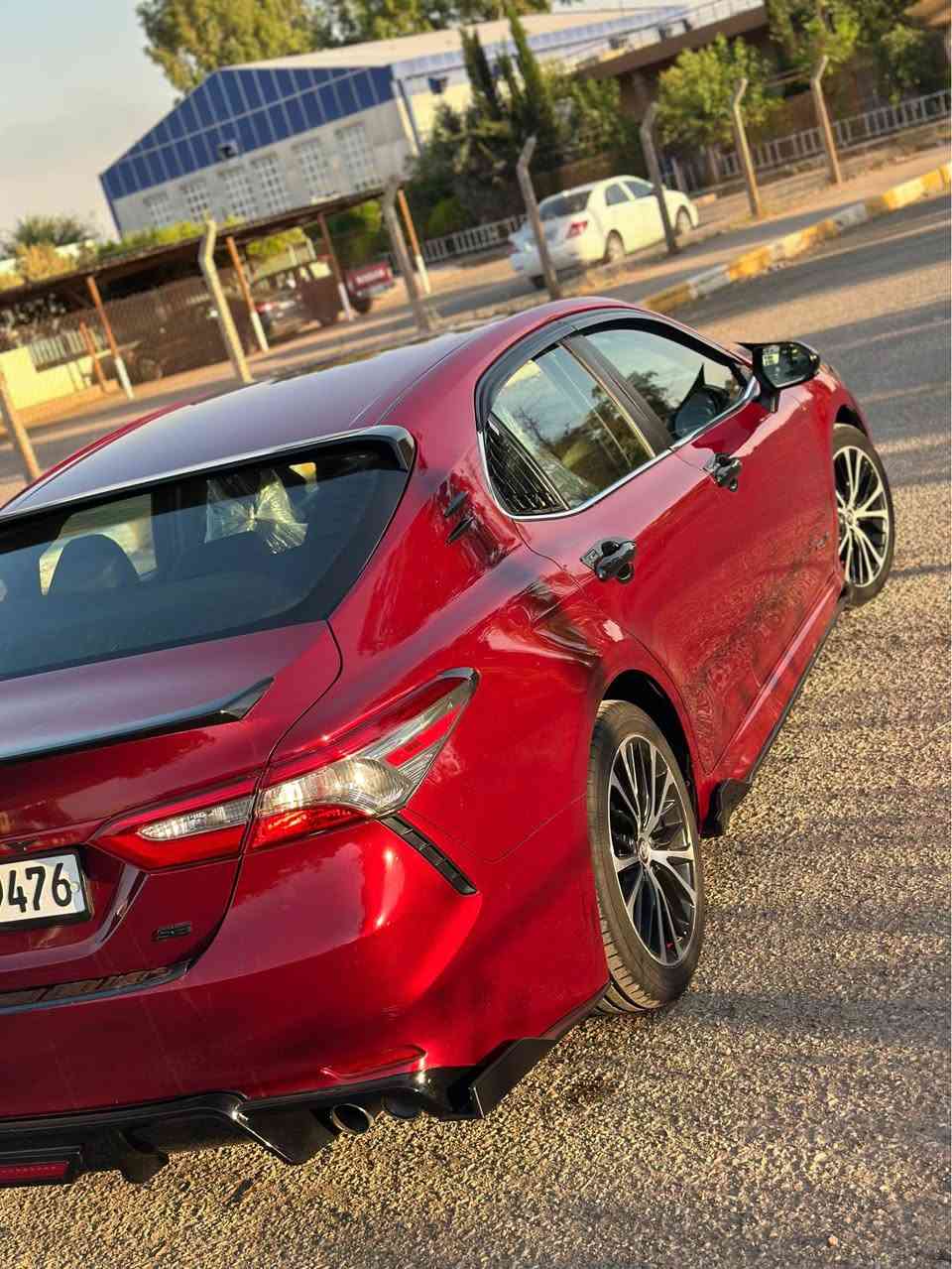 سلام عليكم 
تويوتا كامري للبيع

الموديل :2018  se
مكينه 2.5L V4
كير 8نمرات 

الموصفات:

تحكم استيرن 
شفتات استيرن 
رادار المسار 
تثبيت سرعه 
كشن كهربائي 
كشن جلد 

الضرر : 
موضح بلصوره 

السعر :175$

السنويه ؛باسمي لحد 2030
 بطاقه بانزين موجود
 
مكاني كركوك 

*********** كركوك, العراق
