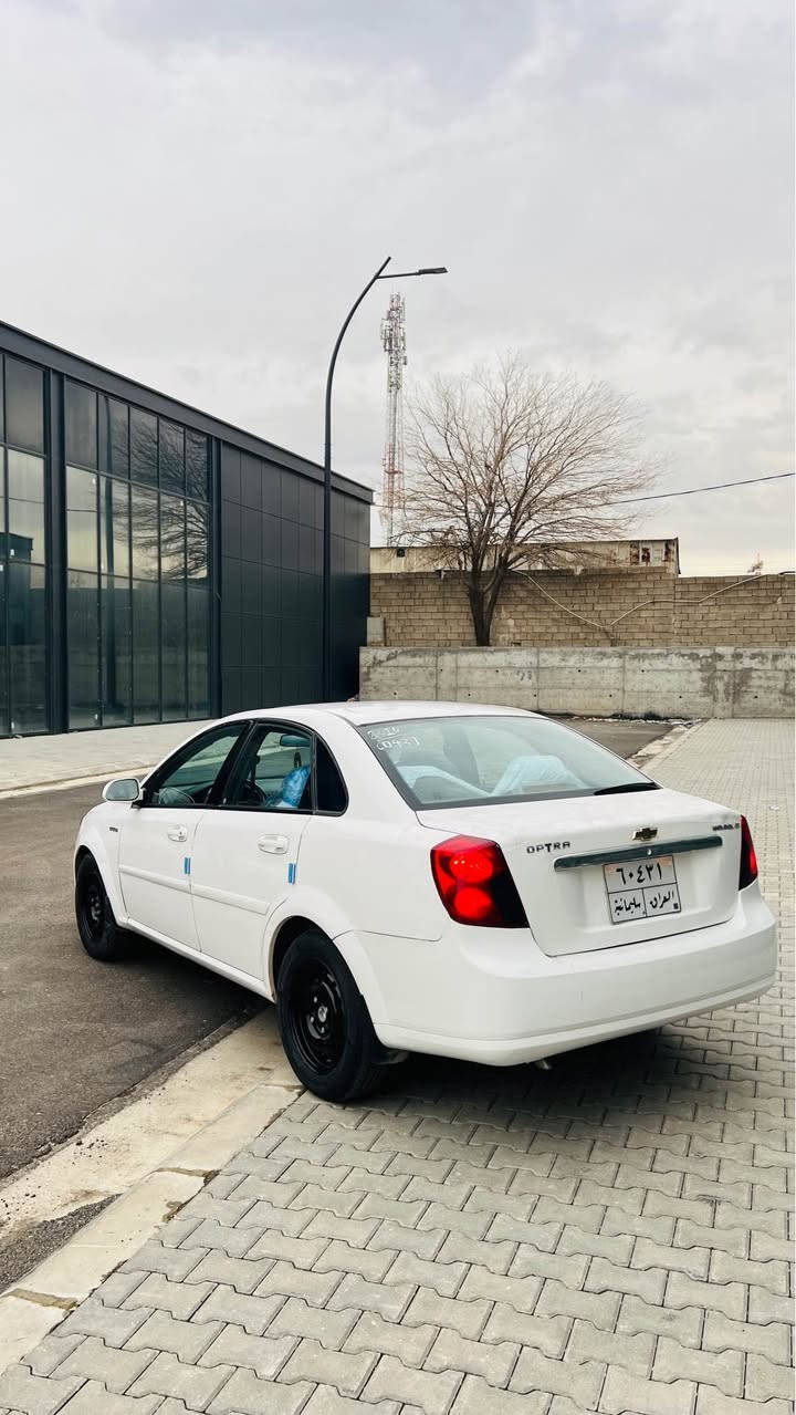 chevrolet optra 2010
***********
2 پارچە نیو بۆیاخی هیچی تری پێوە نییە هەموو گیانی بەشەرت سەنەوی بەسەر چوو بە شەرتی تەحویل و غەرامە و وەکالەت بە شەرتی گێڕ و مەکینە 
نرخی 77وەرەقەو مەجال 
***********
گۆڕینەوەش ئەکەم بە سەیارەیەک بە دڵم بێت السليمانية, العراق
