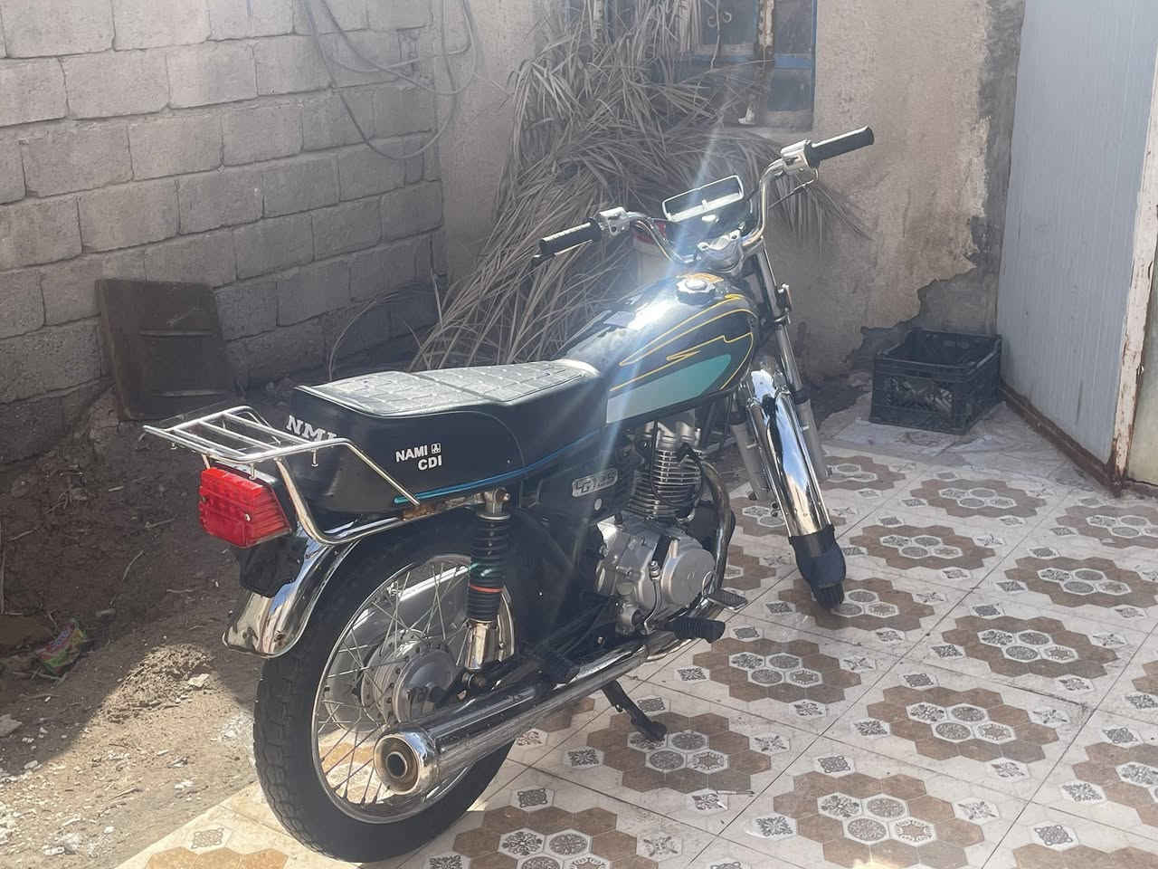 السلام عليكم أيراني ناما دراجه بجيس مديل ٢١رقم شاصي موجود بس اوراقها ضايعه كهربائيات كلها شغاله نهضه مشي فول رزانه سعرها ٥٥٠وبيها مجال للشراي مكاني ابو الخصيب العوجه قرب مستشفى الصيني ***********
