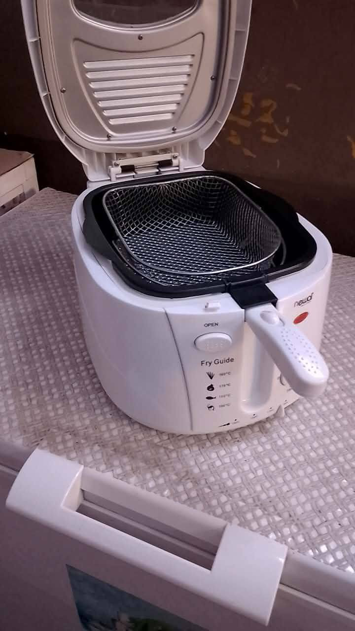 للبیع قلاية حجم جبیر مره واحد مستخدم


**إذا كنت صاحب هذا الإعلان وتريد حذفه لأي سبب، رجاءا أرسل رسالة إلى الدعم الفني**