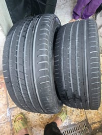 275/45/20 • جارجر • مستعمل ٣ أيام