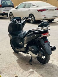 للبيع حاله الوكاله مكاني بغداد زعفرانيه السعر ١٢ ونص ٠٧٧٢٦٦٦٢٢٥٦