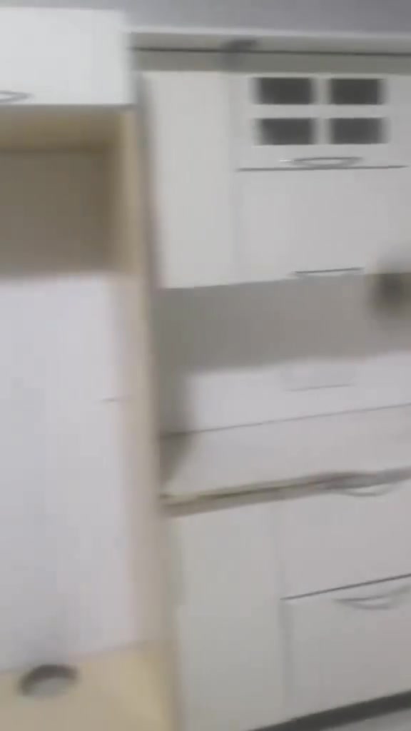 کەوانتەرداربۆیاخ کراوە4مەتربە2مەترە هیچ عیبی نیە250وماەڵەڕانیە


**إذا كنت صاحب هذا الإعلان وتريد حذفه لأي سبب، رجاءا أرسل رسالة إلى الدعم الفني**