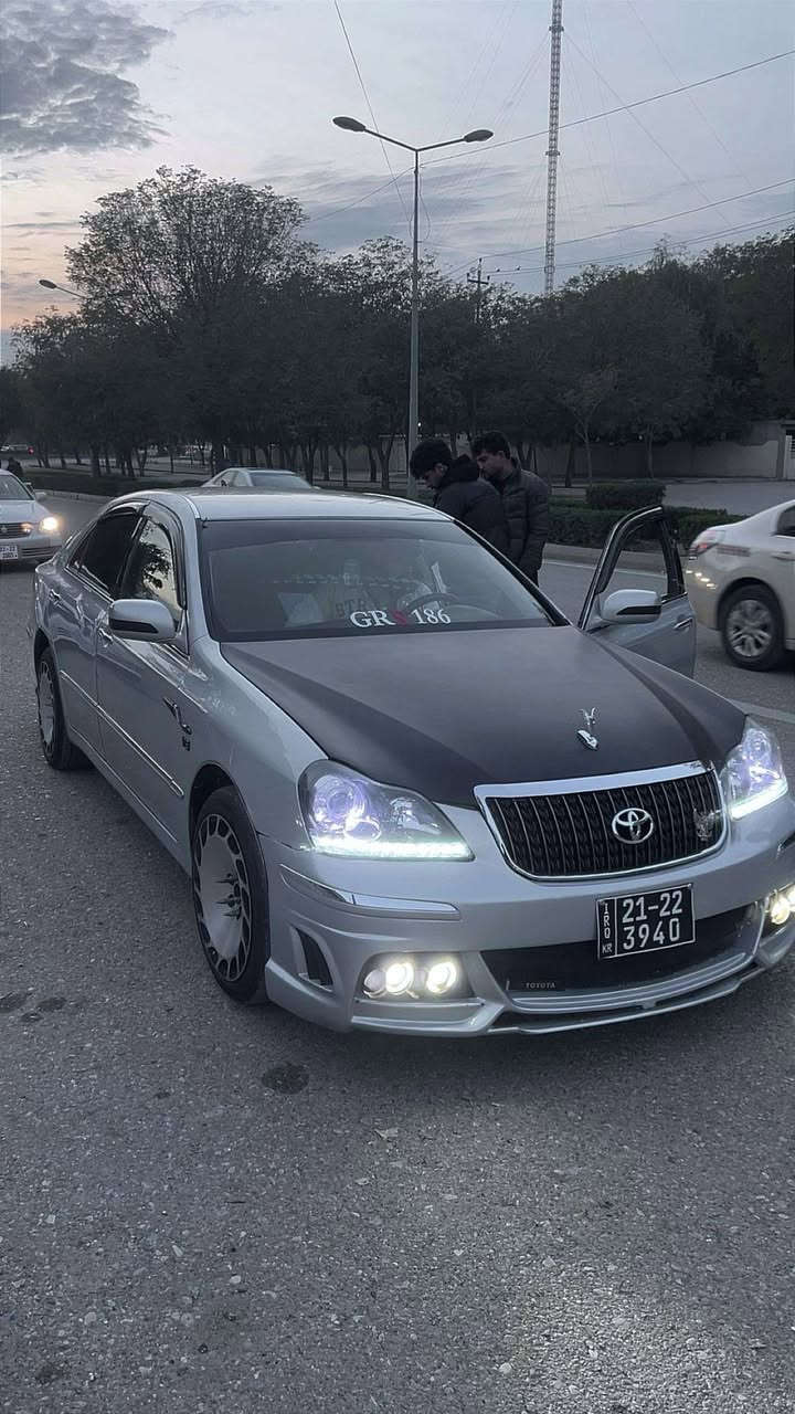 ماجستا 2005
5دوگمه 
رادار
داتاشو 
خه تي جاده 
4كوشن كارابا 
Abs بلاد
كوشن خه زن
سه لاجه 
٣ په رده بيلاد
مه ركه زي
بي ته قه و ره قه
ته بريد  ساردو گه رمي به شه رت
بريك به سراوه 
به س شوين موسه كاني بوياخه 
ده بله كاني به دلي خؤو به رزو نزم پيكه  هـه ر ٤ به شه رت
ويلي مايباخ
شوين سليماني
***********
