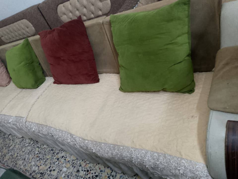 تخم 7 مقاعد شويه وصخ 175 مكاني حله ***********
