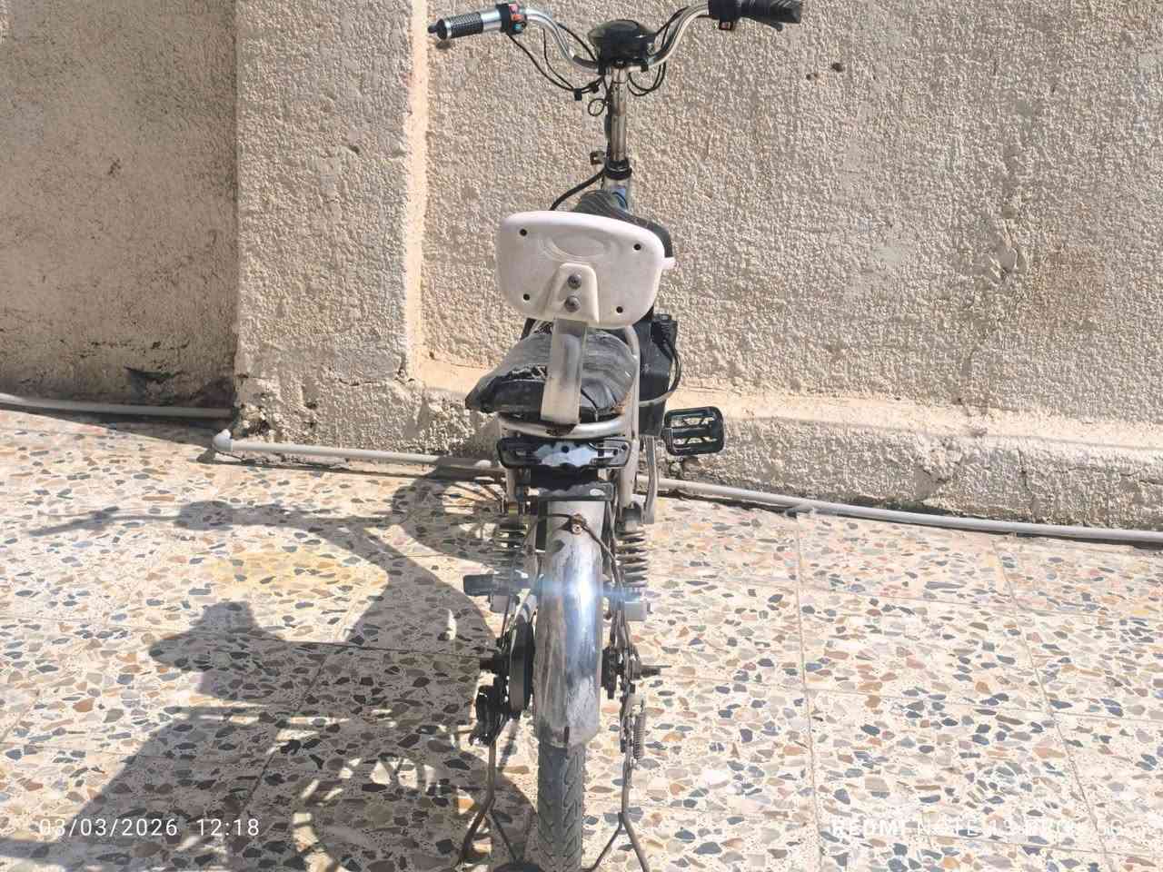 دراجه شحن فقط يراد لها تبديل باتريات وبيها بعد شهر العنوان محافظه بابل السعر 100 وبيا***********
