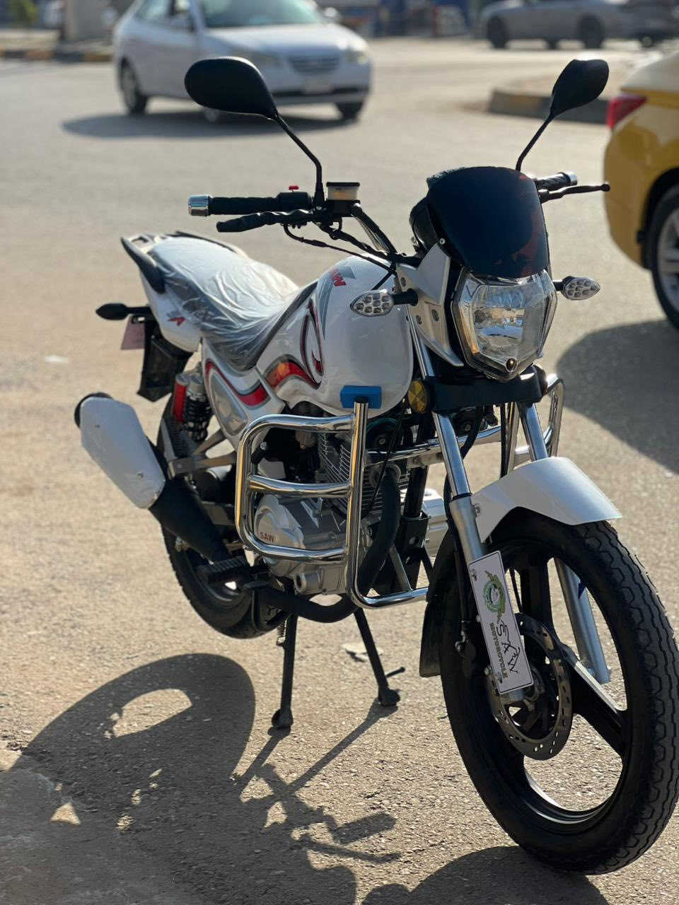 السلام عليكم
دراجه للبيع 
موديل 2025 
برغي ممبدل بيها 
بعدها زيرو 
السعر مليون 750 وبيها مجال 
***********
