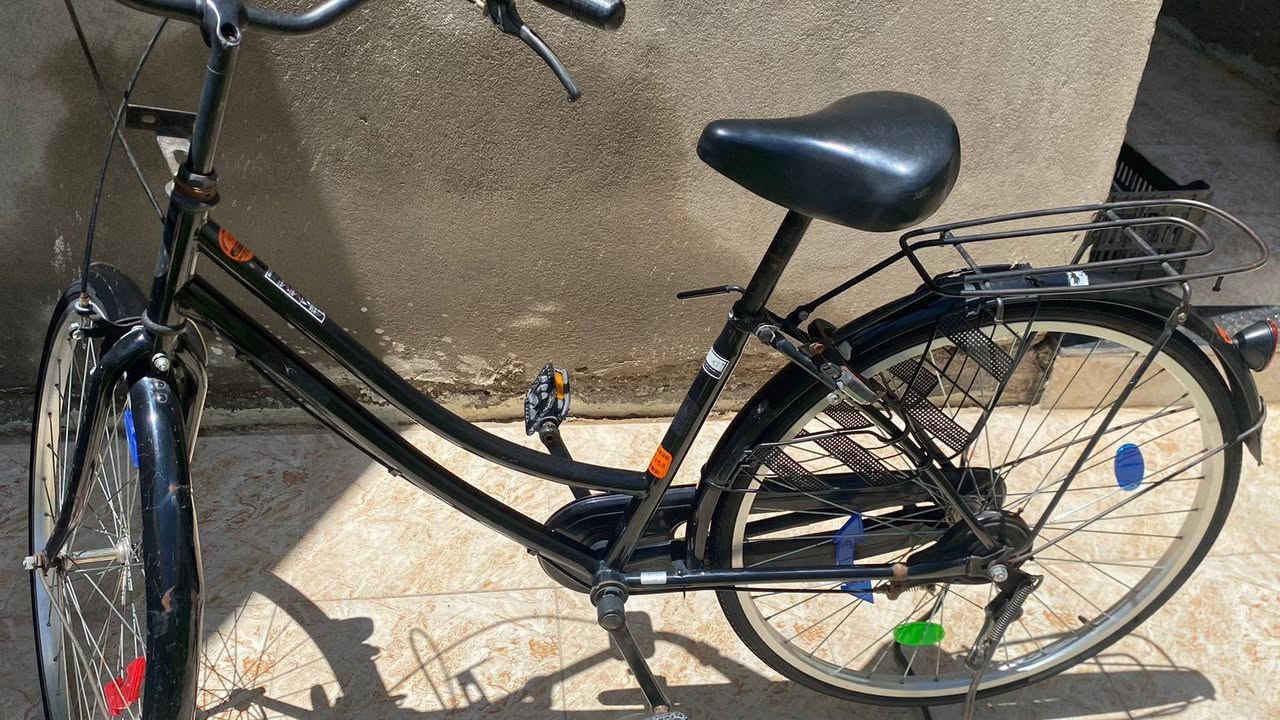 بايسكل حجم 26
سعر 90
***********
مكان كوت تموز
