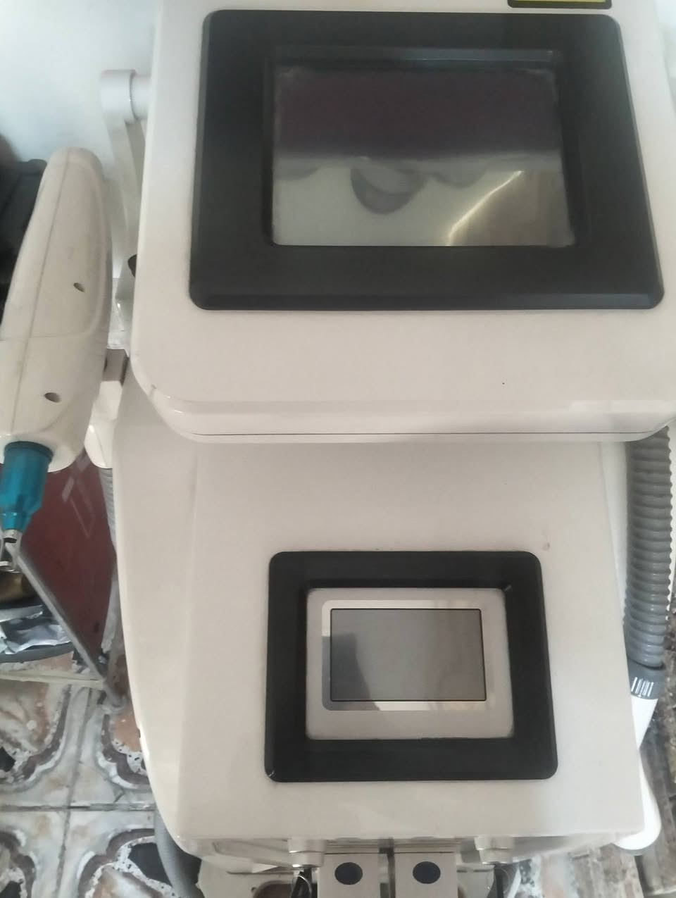 جهاز ليزر للبيع اربع هاندات ازالت شعر مقشركاربوني ازالت وشم اوتاتو اوشدالبشره يفيد اهل المراكز والتجميل سعره 3مليون بي مجال


**إذا كنت صاحب هذا الإعلان وتريد حذفه لأي سبب، رجاءا أرسل رسالة إلى الدعم الفني**