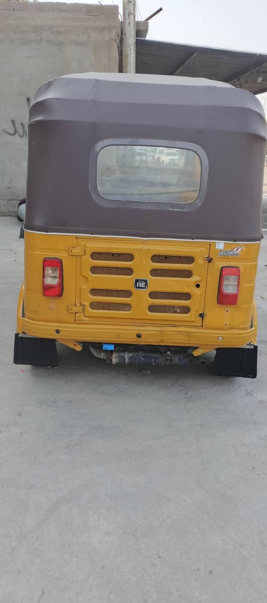 سلام عليكم ٢٠رقم واسط مكينه تكص كشر مكفول بس دوس مكاني كوت مركز المدينه سعر ٦ونص وبيه مجال قليل لمو شراي لا تعبني ولا تتصل ‏‪***********‬‏ خاص مغلق اتصل
