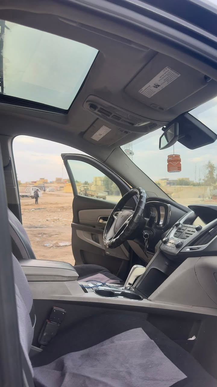 جمسي تيران 2013 نضيفة جداً
وارد خليجي فول مواصفات 
فتحة سقف ( بانرواما ) 
كشنات جلد + تدفئة 
مكينة جديد قبل شهر ونص شادها مكينتها 3600 
صدر جديد امامي خلفي قبل سبوعين مبدلة 
كير خير من الله بحالة ممتازة 
بيها صبغ فقط بخ جاملغ والسونار موجود 
رقمها اربيل داخلة هزة 
كشرها نضيف جداً والسياره بل حقيقة احلا 
السيارة مابيها اي عطل تشغل وتروح بيها وين متريد 

سعرها 118$ وبيها مجال بسيط 
مكانها بغداد 
***********
