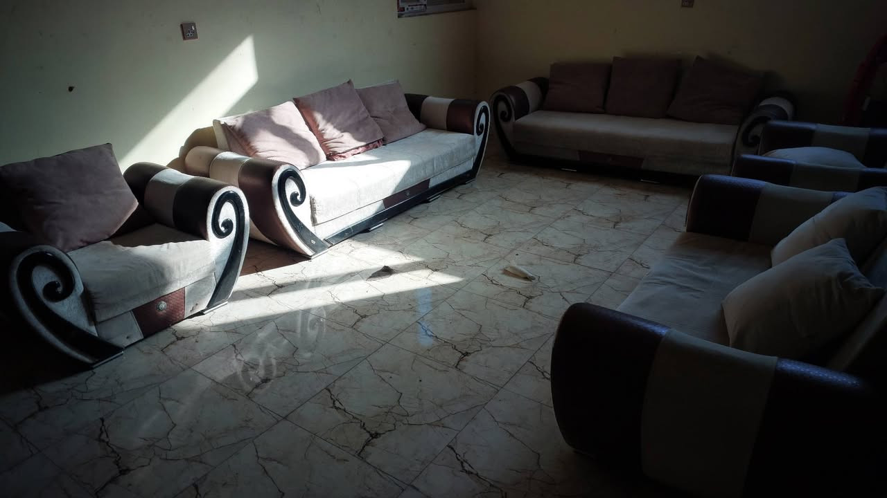 بعد الفطور نفتح كل يوم طيله ايام شهر رمضان لحد ساعه11ليلا انجهزلك غراض بيت كامل وبسعر متتوقعه تريد جديد تريد اخو الكارتون تريد مستخدم نضيف كلش... وباسعار مناسبه مع خدمه توصيل للبيت. مجمع النذير للاثاث المنزلي الجديد والمستعمل والباله اوربي بيع وشراء. تجهيز بيت كامل بسعر تنافسي وتجهيز لاهل الجمله.  كركوك حي النصر مقابل مركز شرطه ...خلف المرور القديم مباشر ***********
*********** 
***********
