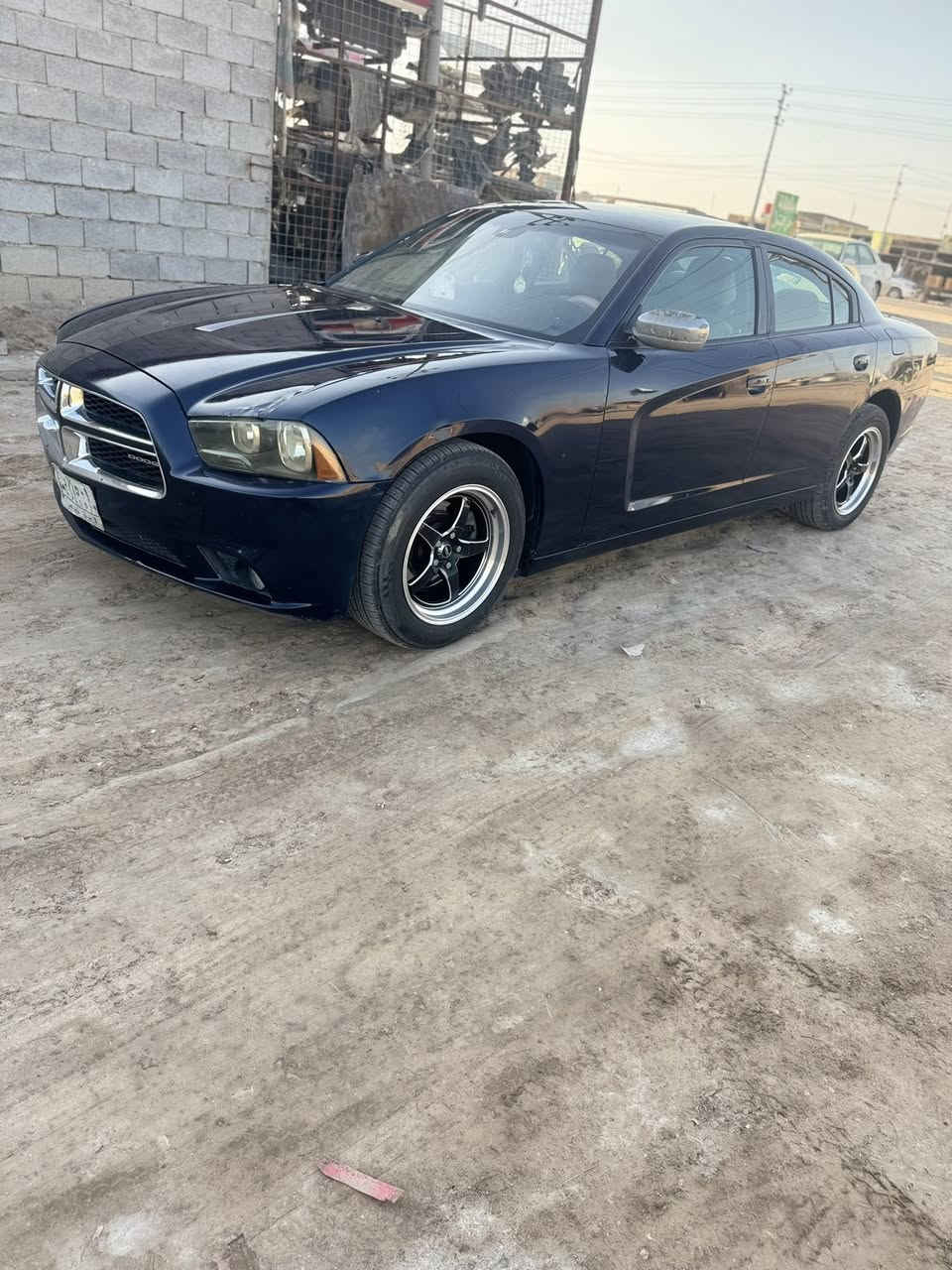 جارجر مديل 2012 اصل وارد خليجي عداد 260 رقم البصره  وسنويه جديده بأسمنه السياره تحويل ثانيوم 
مواصفات عاديه كشنات دواخل بيجي كير طياره منضومه لايت زنون عالي ناصي تبريد تدفئه خير من الله حداده امامي خلفي بلكارتون توني نافضه تخم تاير جديد مكينه كير 3600 شرط بلكارتون سياره متعوب عليه ومكفوله من العيب الشرعي العيب شرعي والضربه والخياس والجراد سياره بيهه فقط مكانات صبغ ابيع حزام  شراي يخابر وانه بخدمته سعر ١٣٠
 *********** مكاني بصره قضاء القرنه
