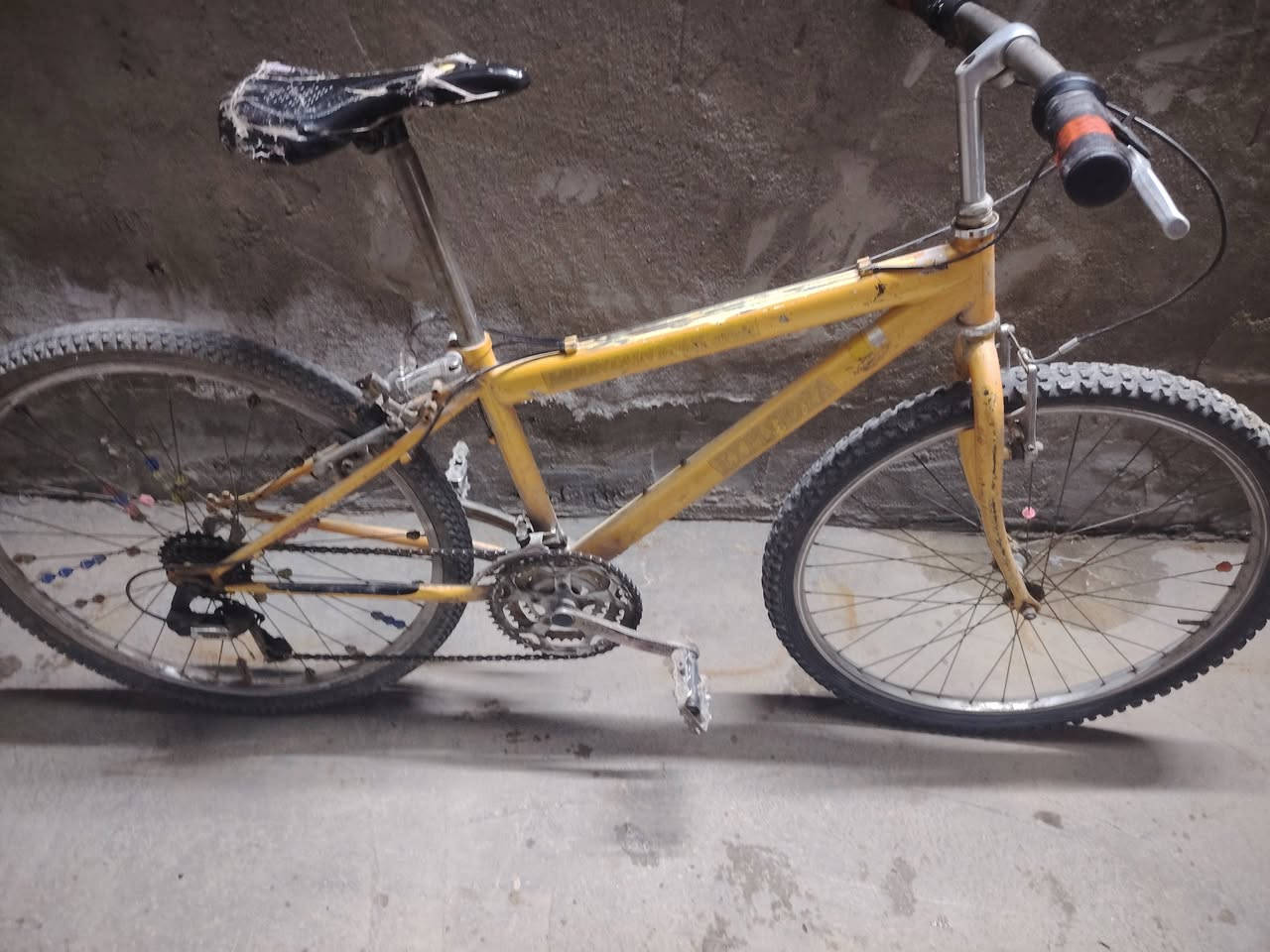 للبيع في حي التراث البياع اي واحد ٥٠


**إذا كنت صاحب هذا الإعلان وتريد حذفه لأي سبب، رجاءا أرسل رسالة إلى الدعم الفني**