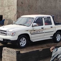 دير • ٢٠١١ • شاصي ومحرك مكفول