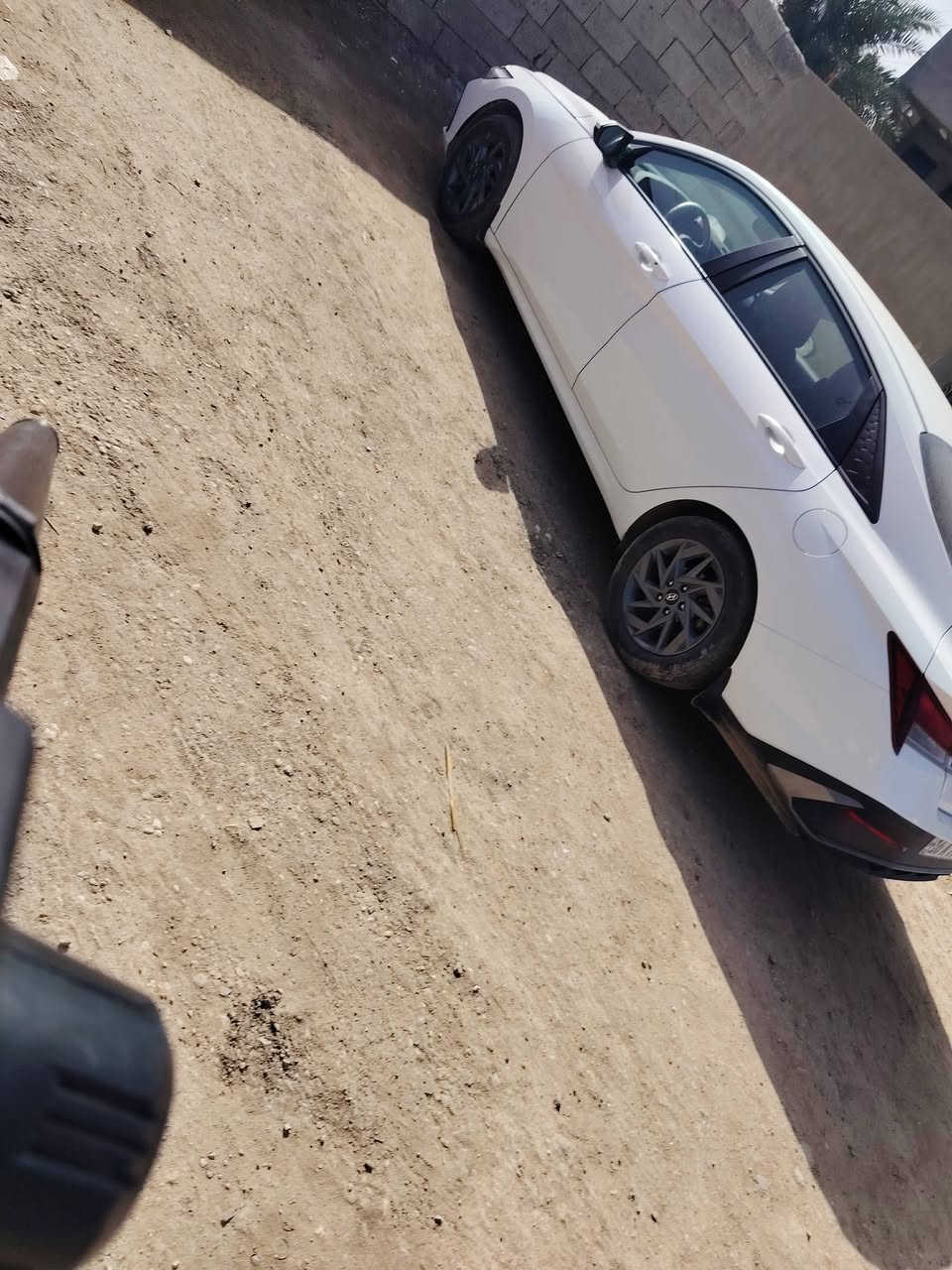 السلام عليكم الانتره موديل 24 وارد امريكي بيه بس قطعه وحده والباقي كله كفاله مكينه 2000 الديوانية ***********
