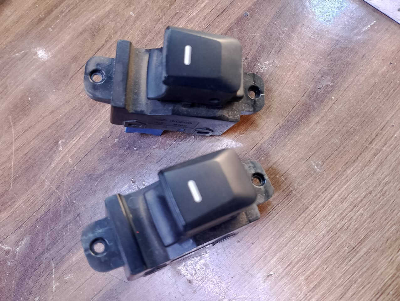 متواجد اليوم الجمعة 
وصول كصه سلفر 
ادوات الاكسنت الخليجي والأمريكي 
توصيل بغداد والمحافظات 
العنوان بغداد الامين 
***********
