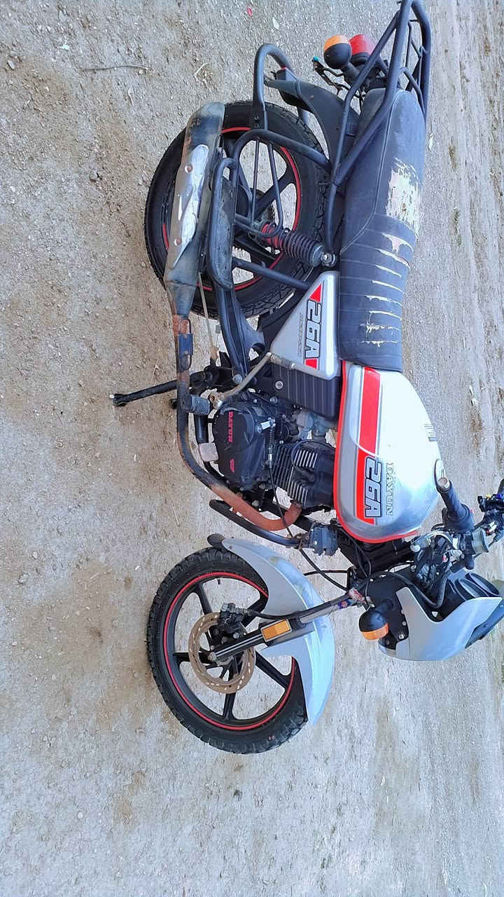 يا الله السلام عليكم دراجة البيع دايون نفخ موديل 21 أوراق اصولي شرط اصولي مكفوله كفاله عامه محرك ميتين كتابه حمره سويج سجينه كهربيات سلف كله شغال بشرط انضف من الصوره السعر 1250 وبيه مجال الشراي يتصل وبيه خير ويدلل ***********
