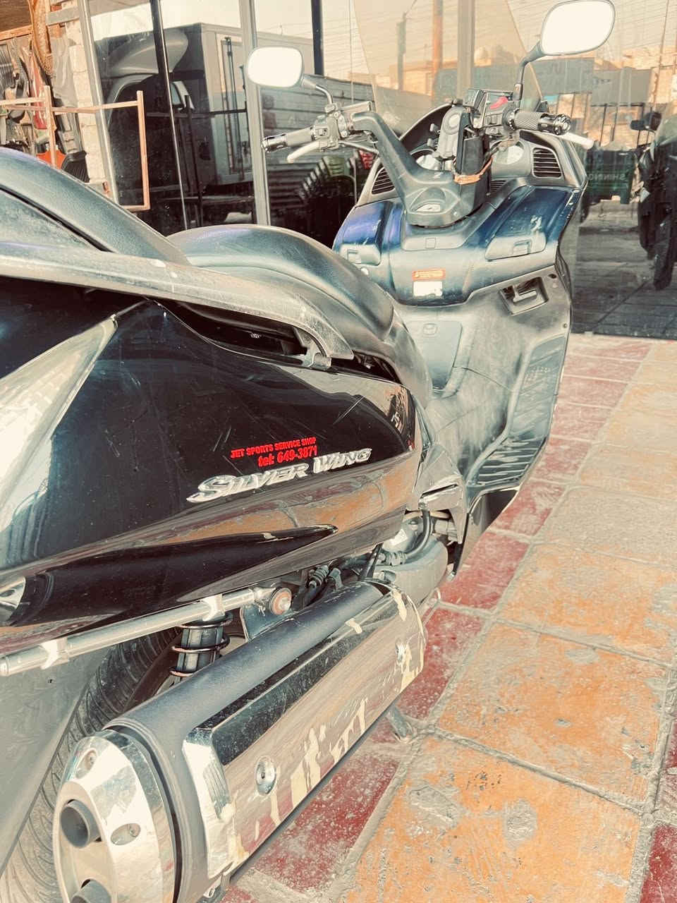 للبيع
سلفر ونج 400 مكينه مكفوله كفر بلادي 
بدون صبغ كلهه بلادي سعرهه 18 وبيهه مجال 
عنواني مدينه الصدر الورفلي ***********
