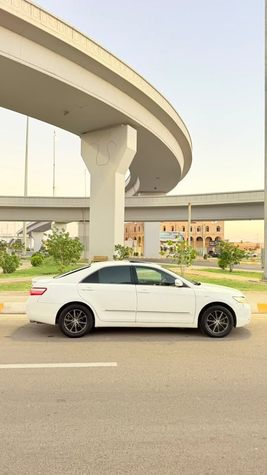 السلام عليگم
كامري ٢٠٠٧ GLX خليجي فول مواصفات
رقم اربيل دولـي الجديد سنويه جديد
شـرط التحويل والغرامـات 
محـرك ٢٤٠٠ // ٤ سلندر شـرط .. كير شرط
بيها جاملغ خلفي صبـغ فقط الباقـي گفاله عامه .. شرط الفحص
٥ ويل گب .. سلايت .. كشن كهرباء .. تحكم استيرن .. شاشا ايباد .. كامره خلفيه .. حساسات.. مثبت سرعه .. تبريد قطعتين .. كشافات 
السعر ١٠٣ $ بيها مجال
المگان صلاح الدين _ تگريت
هـ ***********
هـ ***********
( اعــــتذر عن الاقســاط والوعـــده )
