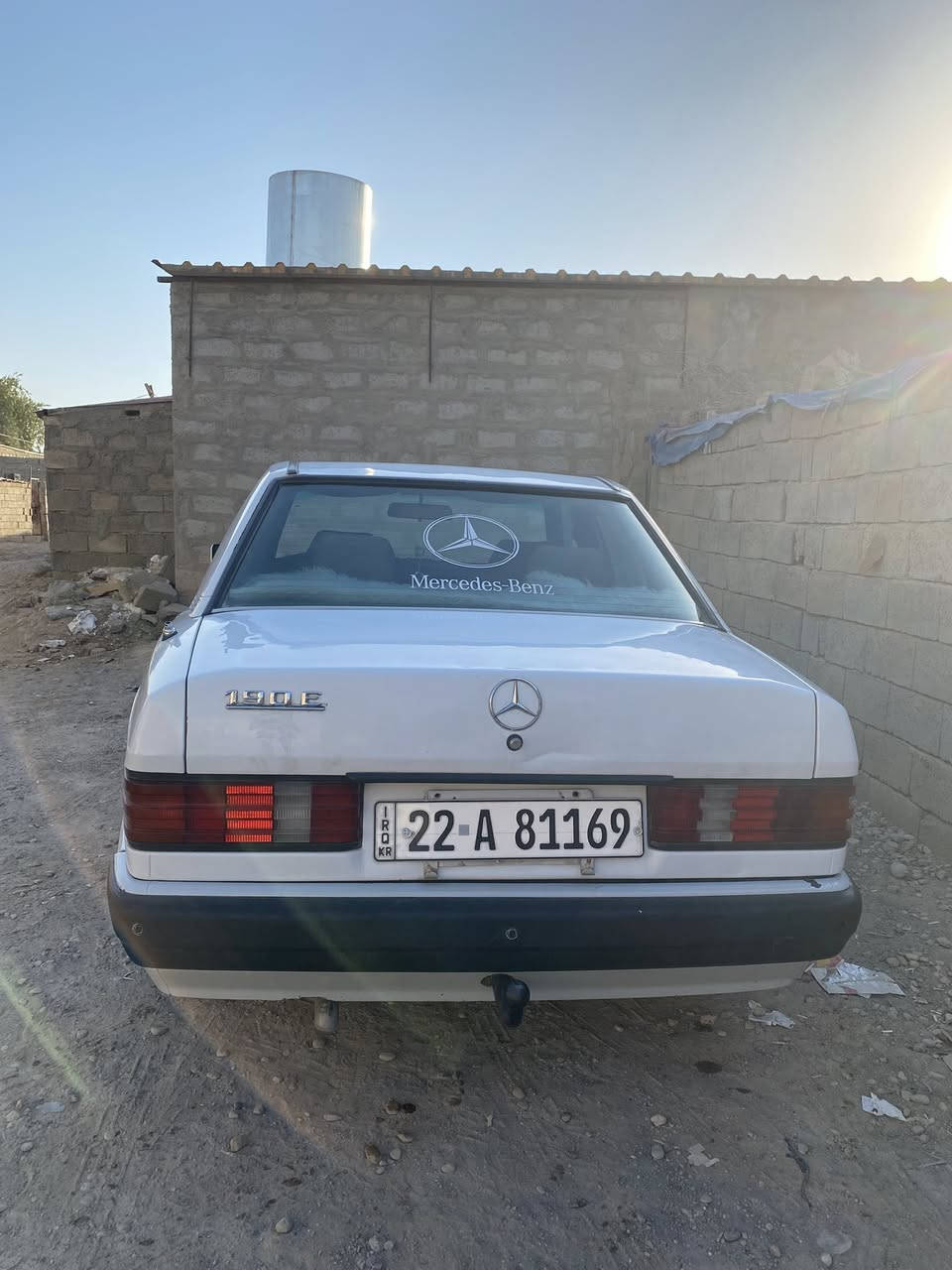 مارسيدس بنز طيارين صالون موديل 1991 كير اوتماتيك و محرك بطه ونجي كهربائيات كامله اي ضرر مابيه تدفئة تبريد شغال 
سنويه 2030 تحويل مباشر 
السعر 60 وبي مجال قليل
الرقم ***********
