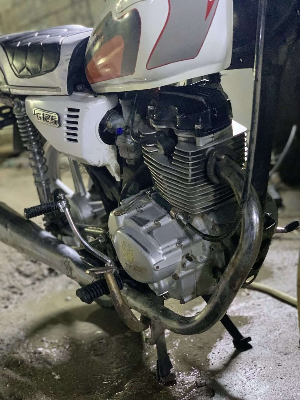 سلام عليكم دراجه مال شغل الدراجه مديل 21 الدراجه خير من الله السعر 500 وبيها مجال الرقم*********** التواصل وتساب
