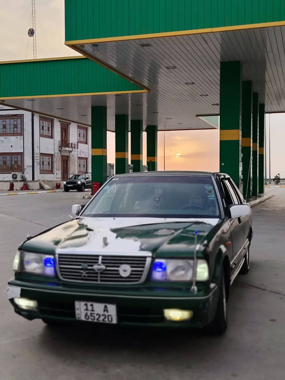 للبيع
نيسان سدرك
مديل 2001
سياره للجناي علويه مكينه 3000 مكينه كير كفاله سياره مرتبه نضيفه مميزه بيها ضربتين جها العبري جاملغ كدام وخلفي رقم انكليزي بغداد مداور ثاني يوم تخم تايرات جديد سياره عوزها سايق السعر 38 للتواصل عبر الرقم الاتي
***********
