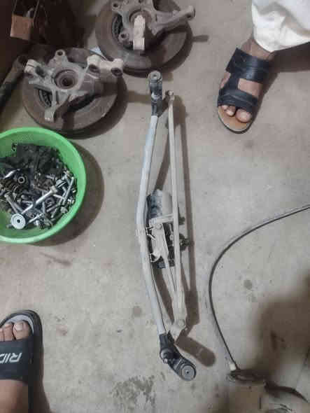 سلام عليكم على بركه الله تم تفصيخ رينو سمبل شنو تريده موجود مكاني ديوانية قضاء  ***********
