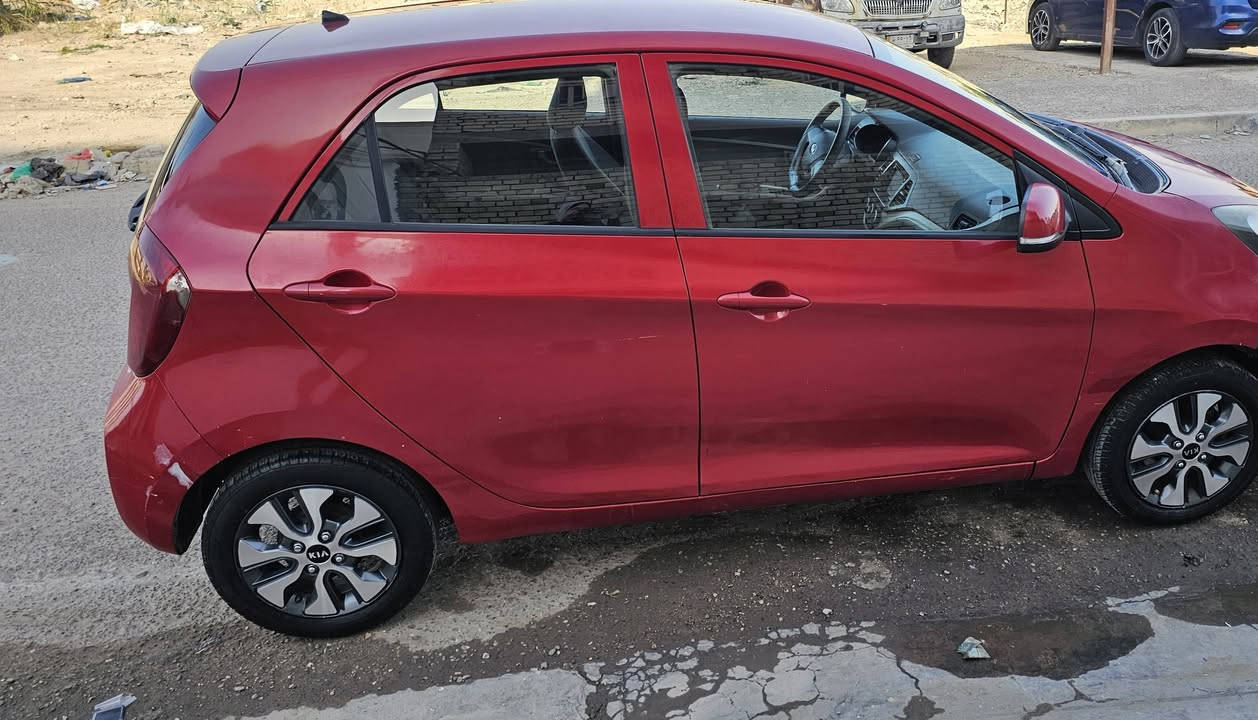 السلام عليكم بيكانتو 2016 المحرك الجبير 4 سلندر كير ومحرك كفاله تدفئة تبريد ثلج السيارة ماشية 74 الف
بيه جاملغ جهة الراكب مبدل من اخذته 

بيه شبر صبغ بالبنيد اثر طلقه 

البيبان جهة الراكب بيهن رش الربع الجوة اثر طخه بدون تكم 

والجاملغ الخلفي هم مصبوغ مواصل للتكمة 

اخواني اني كتبت كلشي بيه لتجي تكلي شبيه مابيه وهاي السيارة كدامكم رايده ب 85 وبيه مجال قليل وعليه غرامات هذني عليه 

مكاني  بغداد/ حي الاعلام قرب جامع علي السجاد ابيع فقط عقد مروري 

رقمي ***********

رقم بغداد
