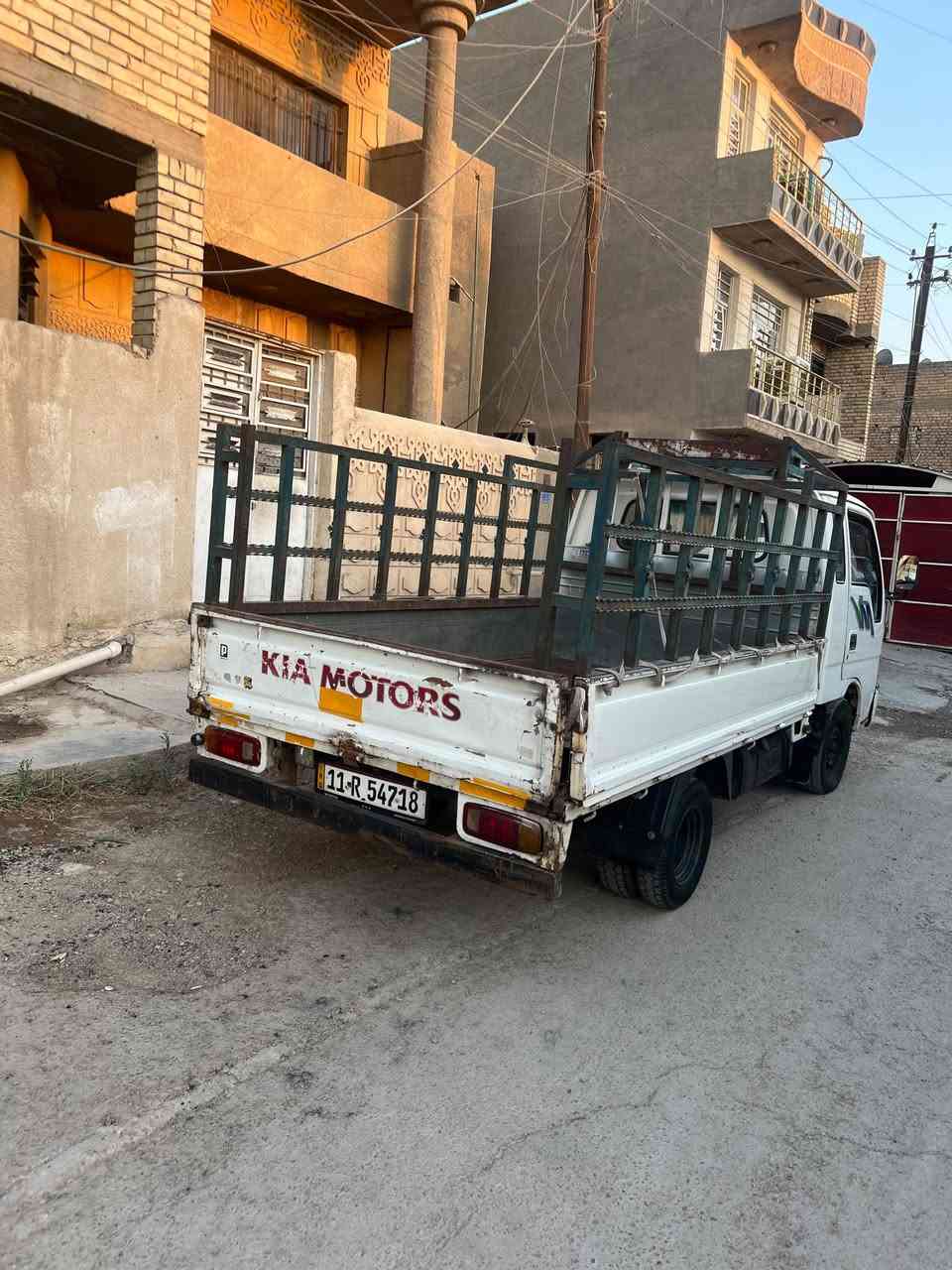 السلام عليكم كيا فونتيرا موديل 1998 رقم بغداد مداور ثاني يوم محرك كير اكسل شاصي كفاله السيارة جاهزة السعر ب55 وبيهة مجال مكاني بغداد ***********
