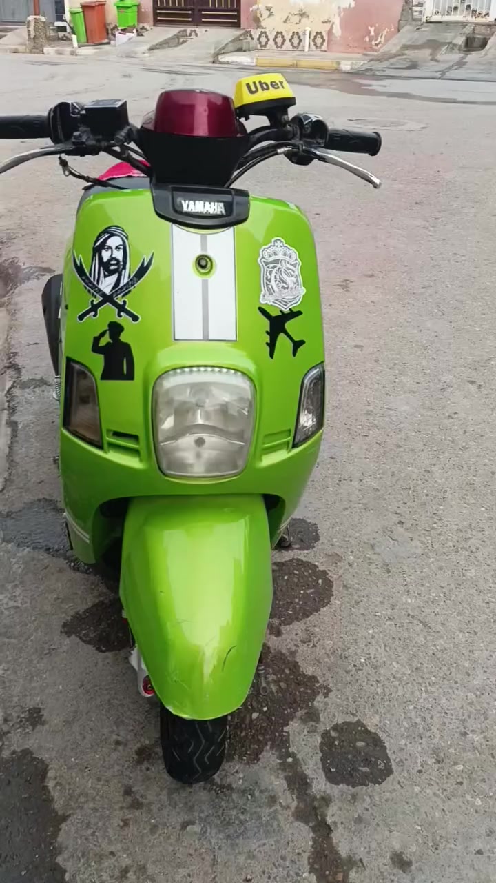 السلام علیکم دراجه للبیع بولیس نازل السعر400وبیه مجال للتواصل ***********
