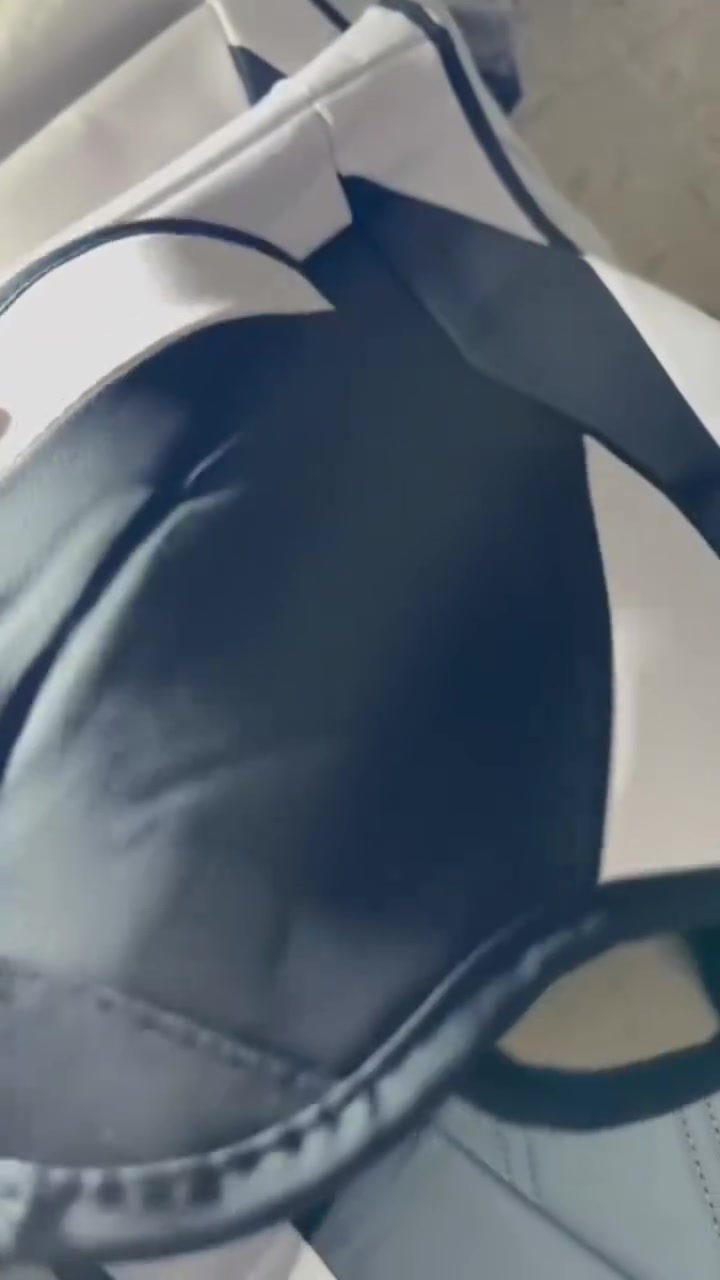 دوشمه سياره قطعتين جلد ثقيل


**إذا كنت صاحب هذا الإعلان وتريد حذفه لأي سبب، رجاءا أرسل رسالة إلى الدعم الفني**