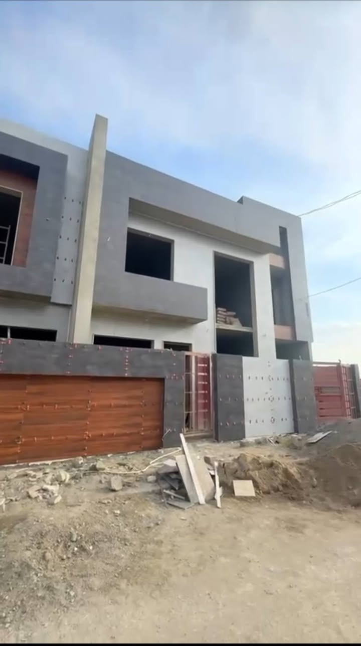 #اعلان_سكني 📒
داران للبيع حي القادسية الثانية قريب تقاطع المحروق.. واحد ركن
#المساحة/  ١٠٥ متر/
#الجبهة/ ١٠ متر  /
#الطابق١//  ١ غرفة نوم   استقبال مطبخ صالة صحيات 
#الطابق٢// ٣ غرف نوم صالة صحيات 

#***********
#***********

قناة التلكرام/
https://t.me/Mosul_Realestate

موقع الانستا/
https://www.instagram.com/mosul_realestate

قناة اليوتيوب/
https://youtube.com/@mosul_real_estate

#مؤمن_للعقار 
#اعلان_تجاري
#اعلان_سكني
#الصديق #الحدباء #الكندي #البلديات #السُكر #الكفاءات #المثنى #النور #البريد #المصارف #الزهور #القادسية #الايمن #الايسر 
#الموصل
#نينوى
#العراق
