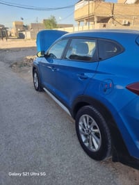 امريكي 2017 فول ما عده الفتحه 145 وبيها مجال بدون صبغ 07733339139