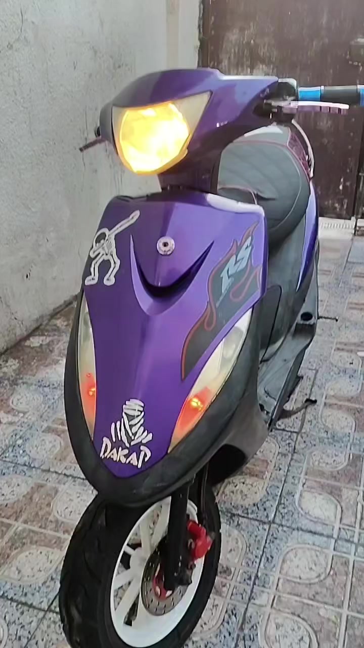 سلام عليكم آخوان
دراجه ماكس عدله للبيع 
الدراجه ماناقصهه اي شي بس شخاطه وباتري فقط شلعه ومعدل وعداد الاكتروني سعر (450)وبيهه مجال..!


**إذا كنت صاحب هذا الإعلان وتريد حذفه لأي سبب، رجاءا أرسل رسالة إلى الدعم الفني**