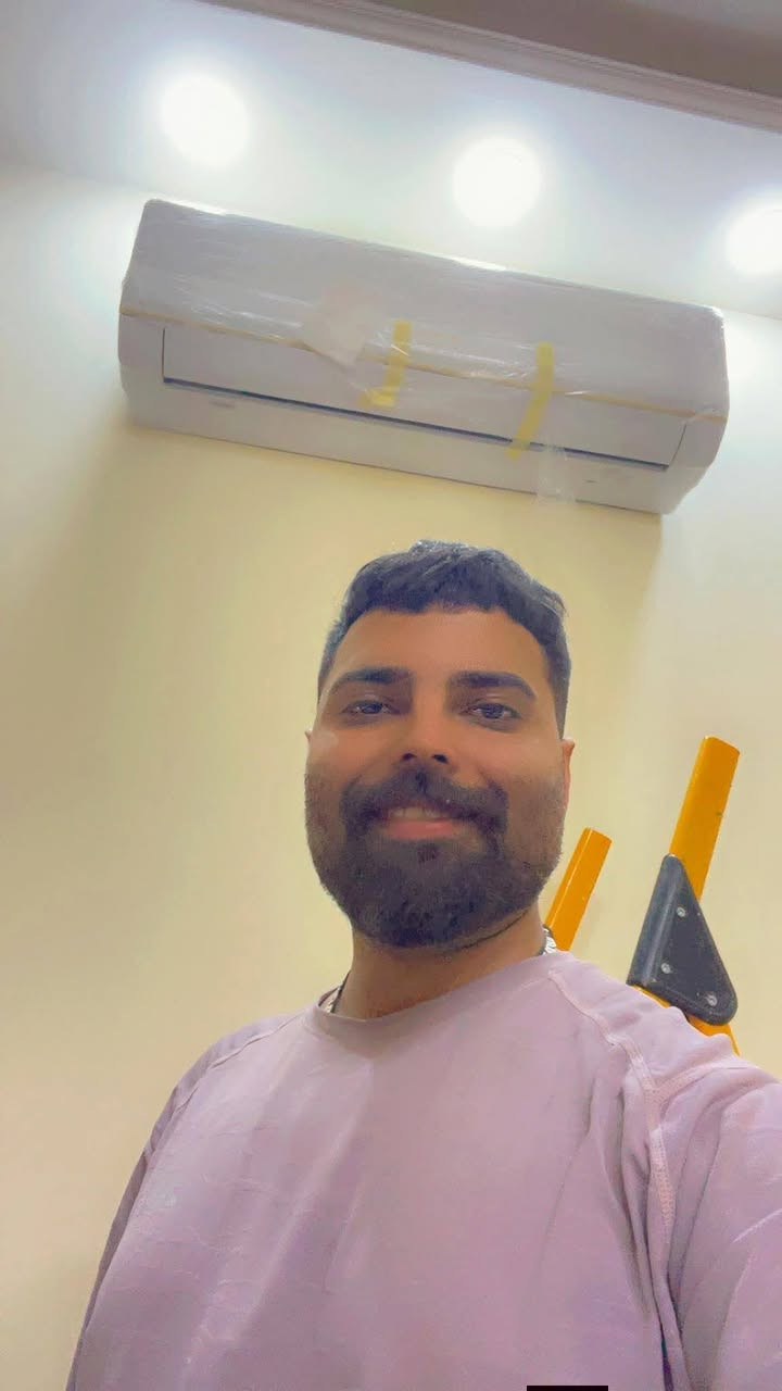 ❄️ المهندس سجاد زامل: عنوان البرودة المتكاملة! ❄️
​من أصغر سبلت جداري.. لأضخم منظومة دكت، إحنا أسياد السيطرة على الجو!
​✅ نصب وتأسيس: (جداري، كنتوري، كاسيت، ودكت) بلمسة هندسية ودقة بالمليمتر.
✅ غسل احترافي: تنظيف عميق يرجع جهازك "زيرو" ويقطع صرفيات الكهرباء.
✅ صيانة ذكية: تشخيص أعطال وشحن غاز أصلي بالميزان.. شغل هندسة مو تجربة!
​⚠️ لا تسترخص بجهازك.. سلّم المفتاح للمهندس ونام برغد.
​📞 للحجز والاستفسار: [***********_
***********]
📍 العنوان: [بغداد كرخ ورصافه]
​#المهندس_سجادزامل #تبريد #نصب #صيانة #كاسيت #دكت
