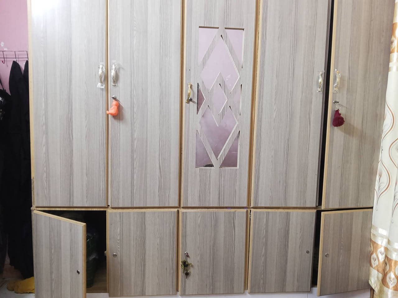 سلام عليكم كنتور للبيع سعر200وبي مجال بعده جديد مامستخدم شهر فقط


**إذا كنت صاحب هذا الإعلان وتريد حذفه لأي سبب، رجاءا أرسل رسالة إلى الدعم الفني**