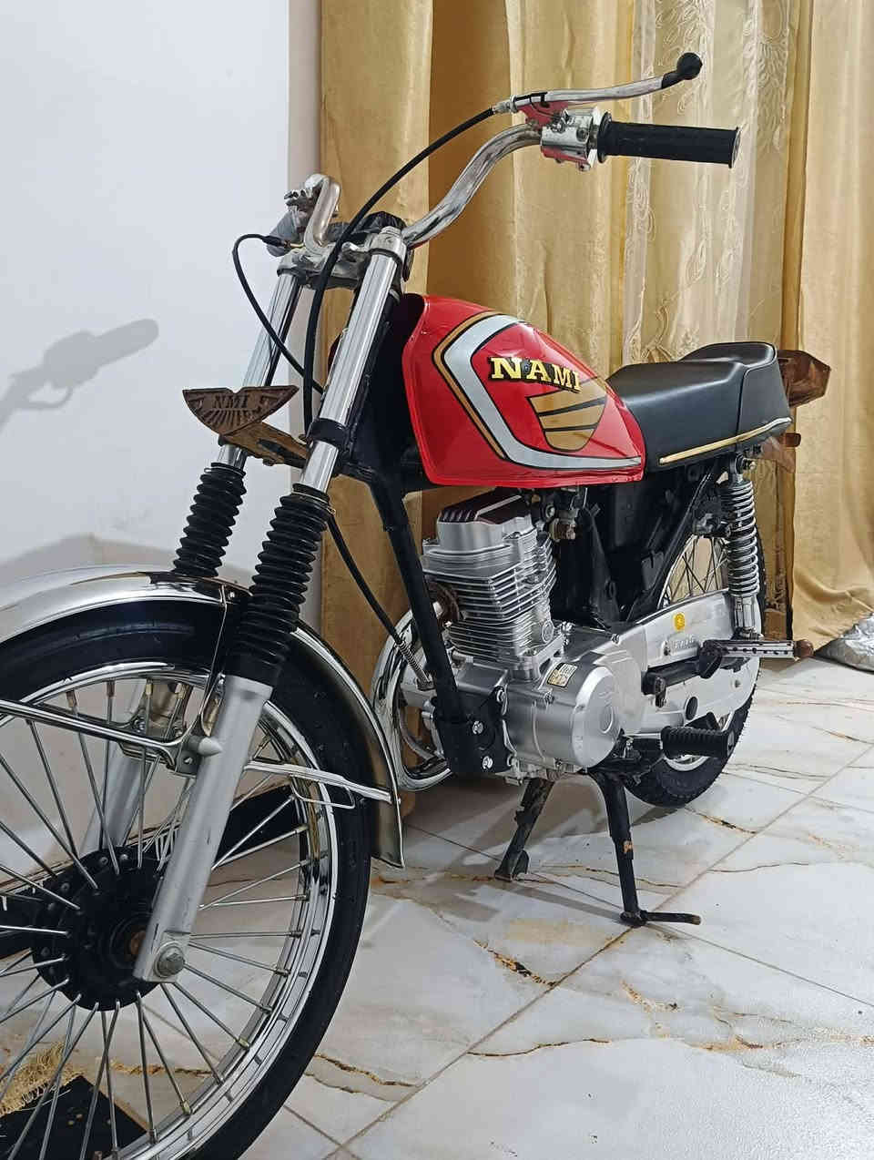 سلام عليكم دراجه للبيع شاصي 2021 نامه شلمجه اصلي تعميرا 2025 صارله 6 اشهر سعر 900 بيه مجال بصيد كلش مكاني  دوانيه ***********
