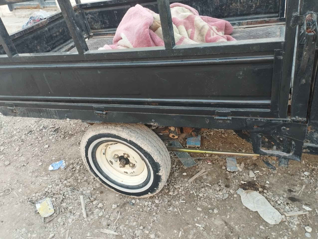 السلام عليكم ستوته للبيع اوراق أم تي ار موديل 2013محرك كايم نجف السعر 700وبيهه مجال ***********
