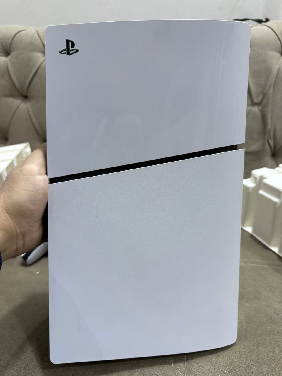 بلي 5 سلم واحد تيرا جهاز نظيف جدا شرط شخط مابي مع جويستكات عدد 2 مع كافة ملحقاته مع جهاز UPS 1500 نوع ABCالسعر770 الف يوجد توصيل لكل المحافظات


**إذا كنت صاحب هذا الإعلان وتريد حذفه لأي سبب، رجاءا أرسل رسالة إلى الدعم الفني**