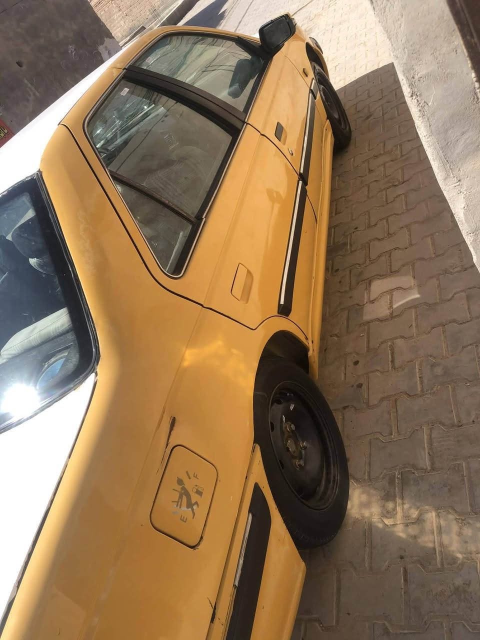 السلام عليكم بيجو بارص 2012 السياره نضيفه رقم احمر صدامي راعيها موجود انطيك رقمه وانته ويا تخابره اني ابيع هيج فقط اتصال ***********
