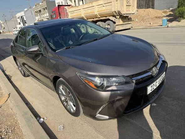 سلام عليكم 
تويوتا كامري ٢٠١٧وارد امريكي 
فول مواصفات تةنها بةصمة نية 
سلايد،گوشين كارةبا ،شاشة،كاميري ،ڤوليوم ،تحديد سورعة ،
وةزوور مواسفات تر سةيارةكة بةكلين داخيل بووة تةنها يةك جاملغ پیشەوە سبوغ شانصي بةتانة بةشةرت تةنها بةدةنةكةي قنجاوة بي ئيرباك 
90milروویشتووە
بەناوی خؤمە
نرخ١٥٣$
رەقەم موبایل ***********فایبەر وە وەتساب
