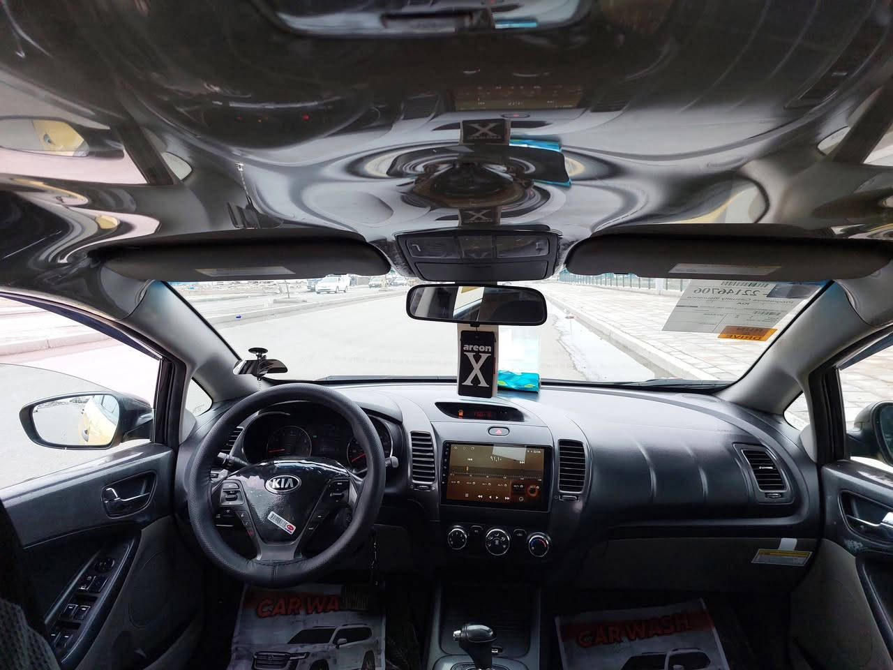 سلام عليكم عندي كيا فورتي 2015 كفاله عامه السياره ليبل واحد استخدام شخصي باسمي ما مشتغله تكسي حداديه وصدر خلفي وامامي دوشمه تخم تاير لا يت زنون كامره تبريد تدفئه اخوان اخوكم موضف ما مشتغل تكسي السعر 103 وبيهه مجال العنوان بغداد شهداء البياع رقم الهاتف ***********
