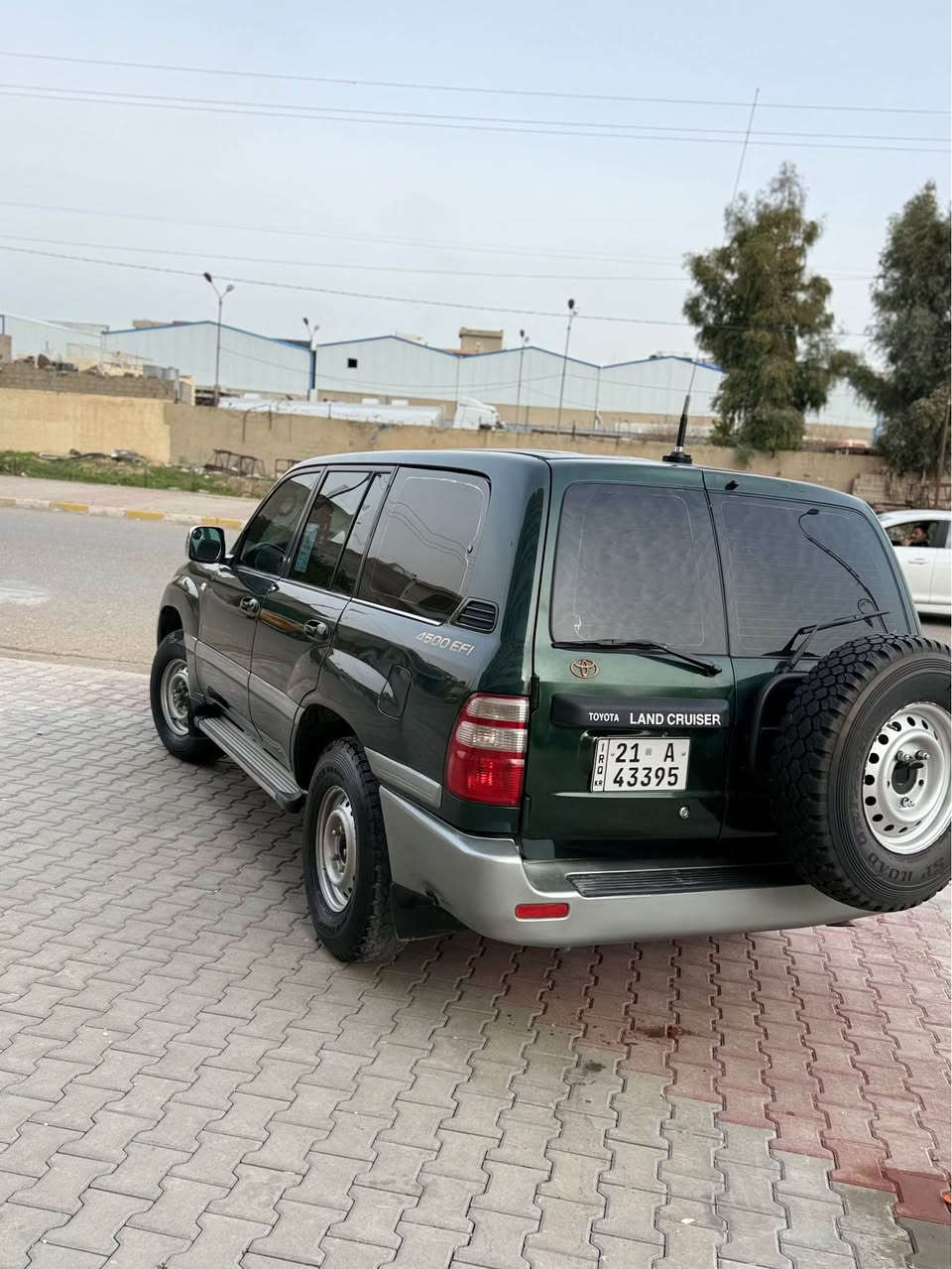 سلام عليكم 
تويتا ٢٠٠٠موديل
مواصفات سي روبع 
اللون زه يتوني 
بي منضومة غاز 
حيزام صبغ بدون ضربة للجمالي مكان لزگة 
مواصفات اربع جام كهرباء و تبريد مركزي و ثلاجه كير عادي رقم اصلي شرط حاسبة شرط تحويل و وكالة 
السعر ١٢٧ وبي مجال 
***********
مكاني كركوك كركوك, العراق
