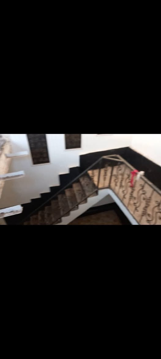 السلام عليكم دار للبيع زراعي سند 25
100متر العنوان الشاميه خلف السايلو الاستفسار على الرقم ***********
