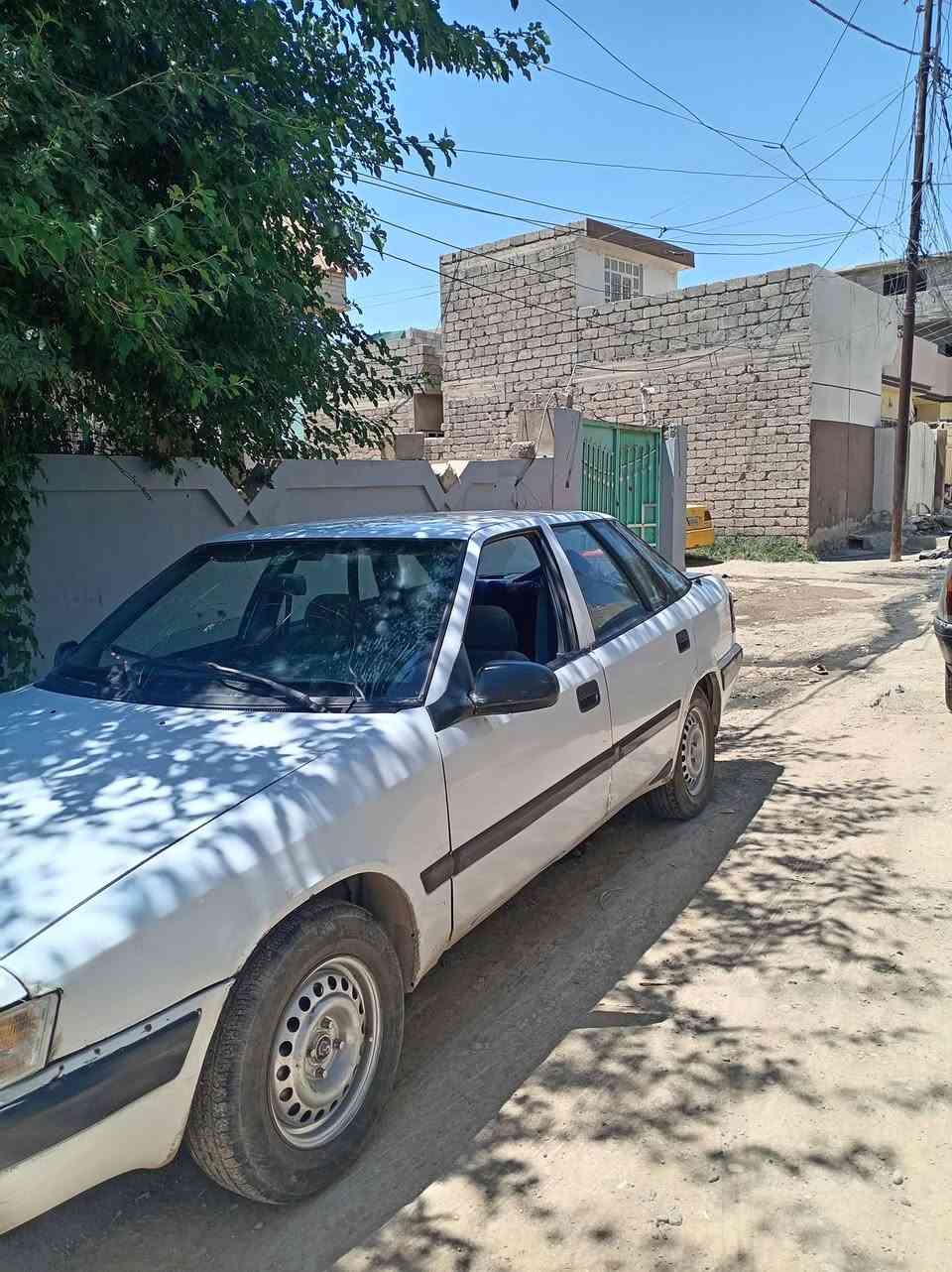 السلام عليكم سياره دايو اسبرو رقم بغداد سنويه صقطه و شرط التحويل طخم جديد مكينه وكير شرط مكينه 20 فكتره طخم تاير جديد السعر 19 وبيه مجل *********** مكان الموصل
