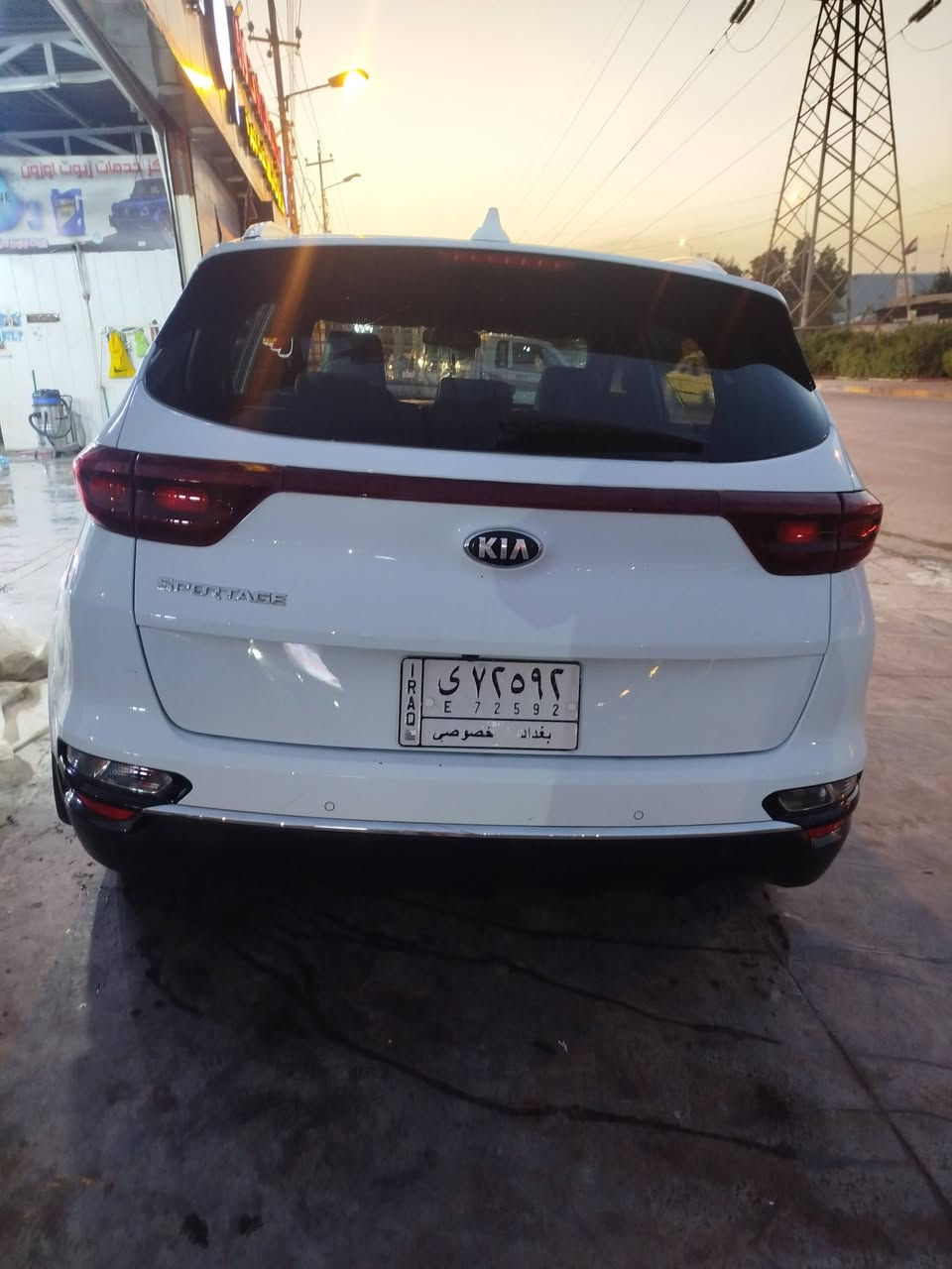 للبيع كيا سبورتاج موديل 2021 نص فول
خليجي الشركة العامة للسيارات 
مطلوبة سنه اقساط للمصرف
السعر 175 ورقة بغداد الكاظمية 
***********3
